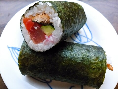 サンマの蒲焼き恵方巻き